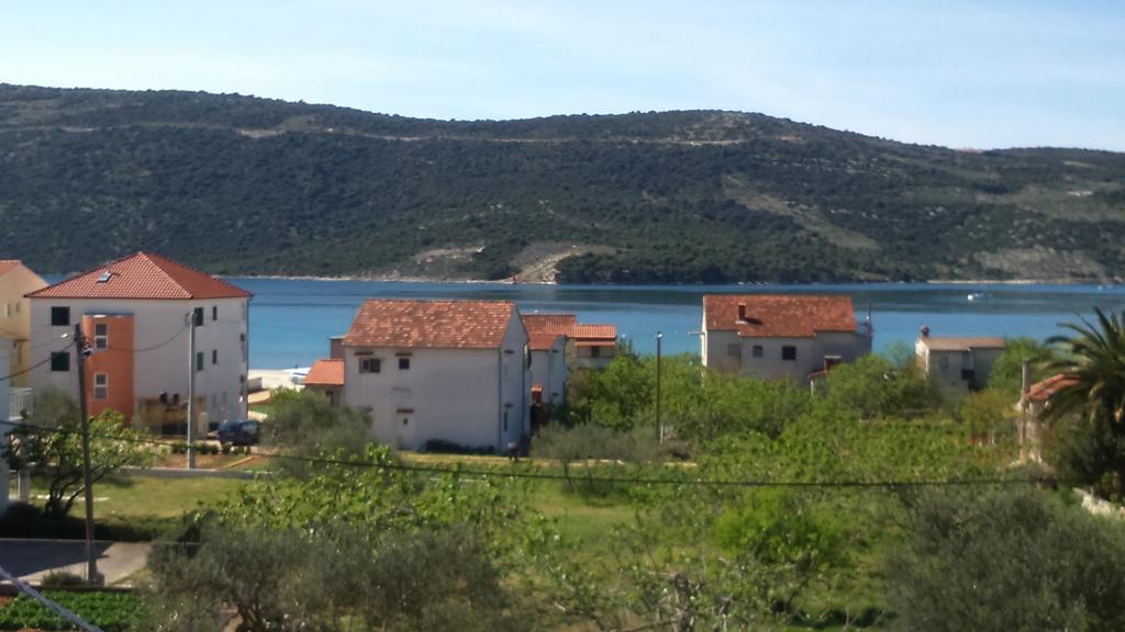 Apartmani Ramljak Marina Buitenkant foto