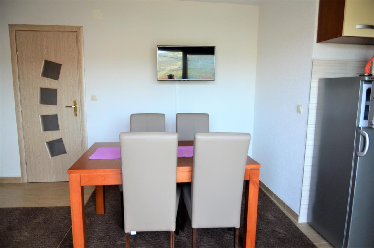 Apartmani Ramljak Marina Buitenkant foto