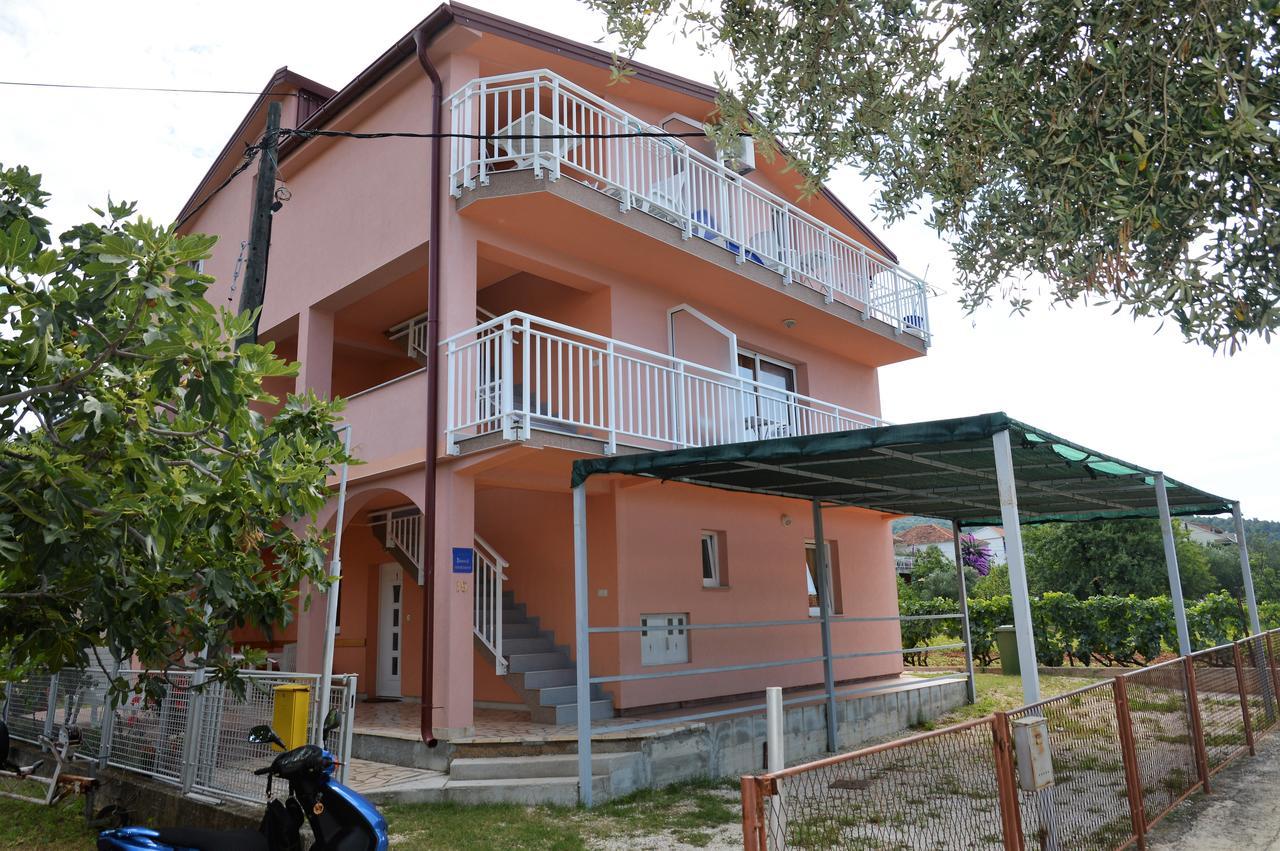 Apartmani Ramljak Marina Buitenkant foto