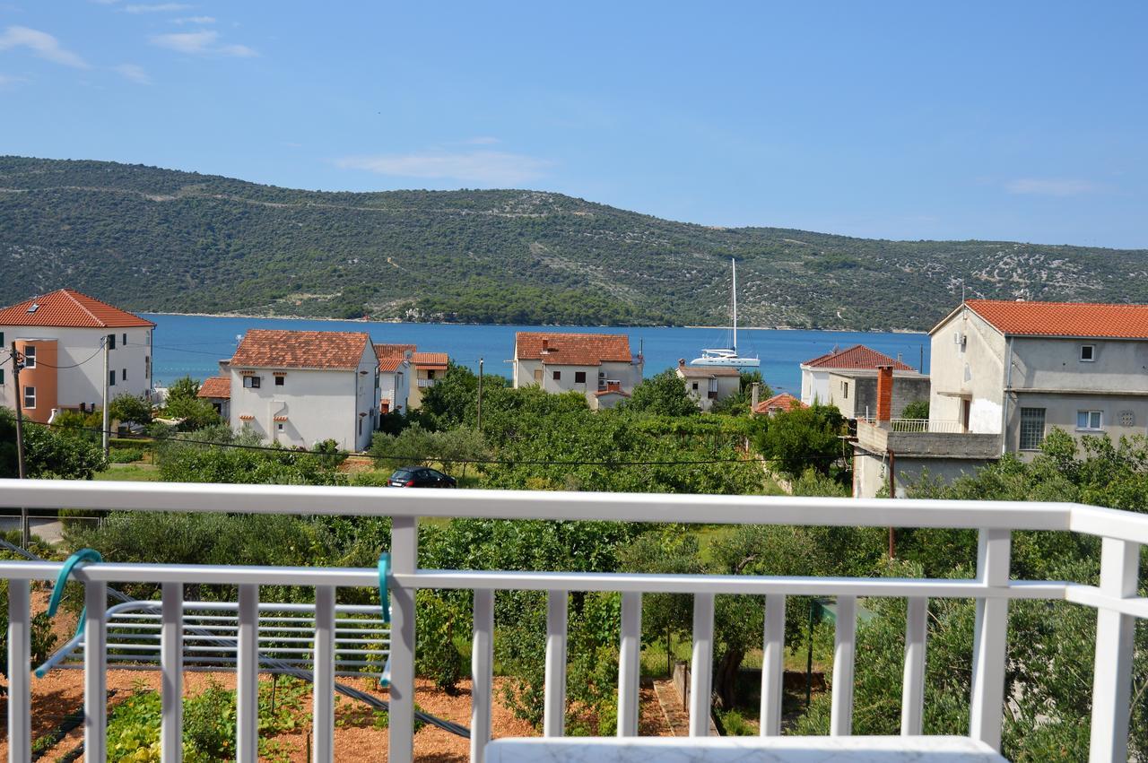 Apartmani Ramljak Marina Buitenkant foto