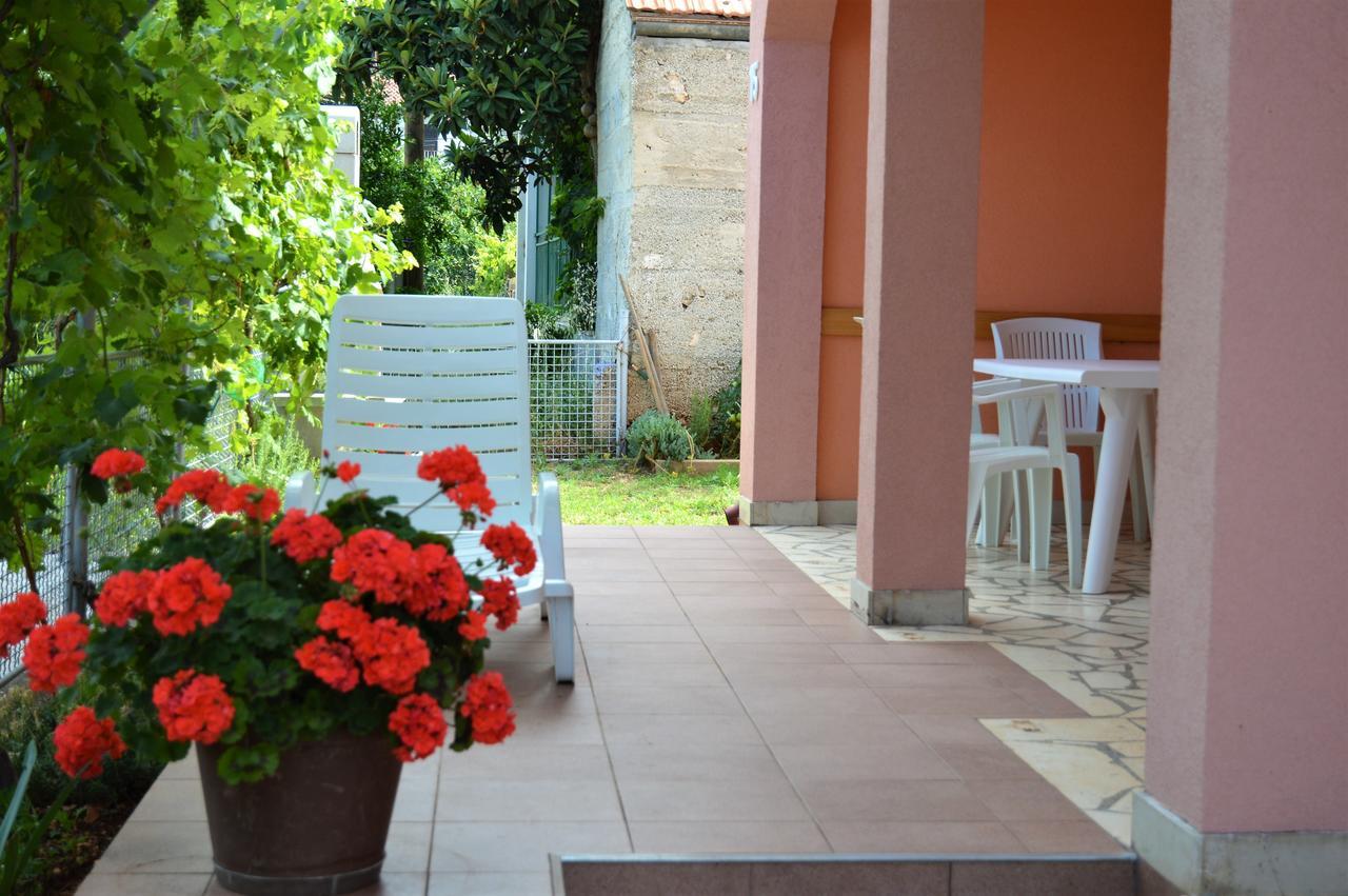 Apartmani Ramljak Marina Buitenkant foto